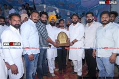 wallpaper.jpg